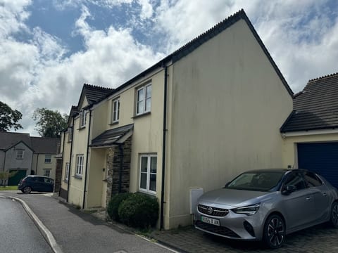 Wisteria House 3 bed sleeps 6