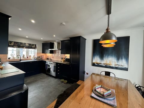 Wisteria House 3 bed sleeps 6