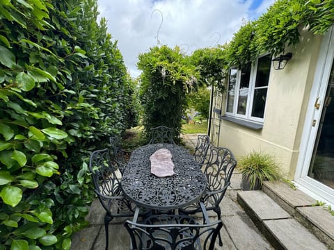 Wisteria House 3 bed sleeps 6