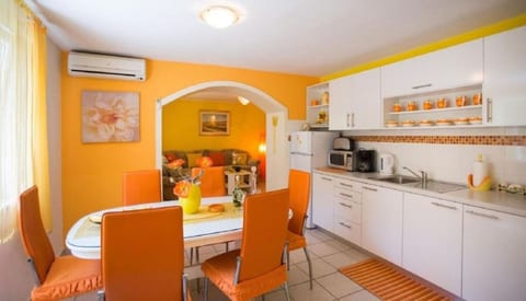 Apartment Zelja - Unit 371802-13