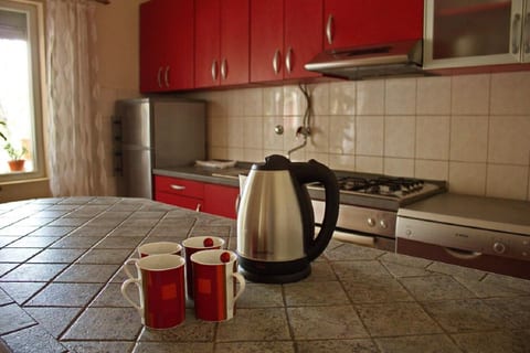 Apartment Dita - Unit 371810-13