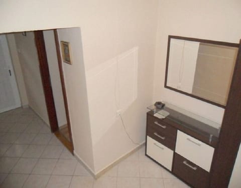 Apartment Dita - Unit 371810-13