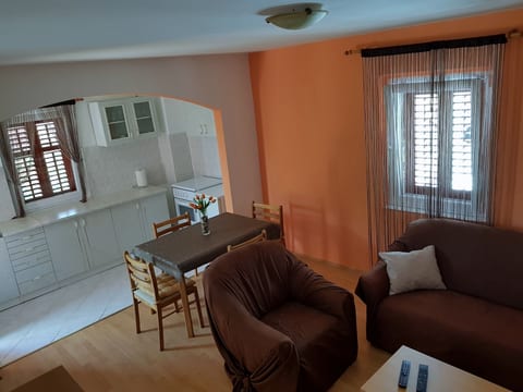 Apartment Jakov - Unit 371811-13