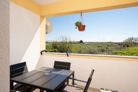 Apartment Danijela - Unit 371812-13
