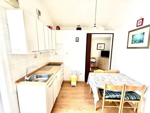 Apartments Let - Unit 371821-13