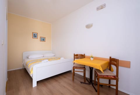Apartments Mat - Unit 371825-13