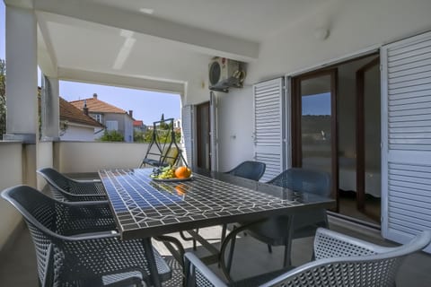 Apartments Deni - Unit 371850-13