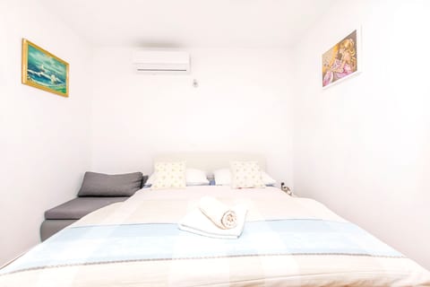 Apartments Mir - Unit 371866-13
