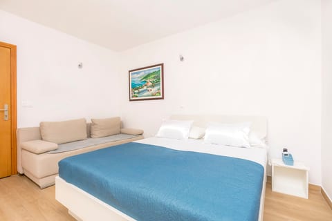 Apartments Mir - Unit 371868-13