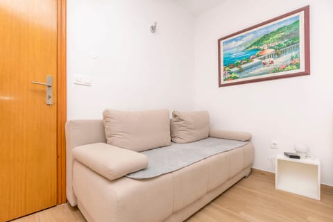 Apartments Mir - Unit 371868-13