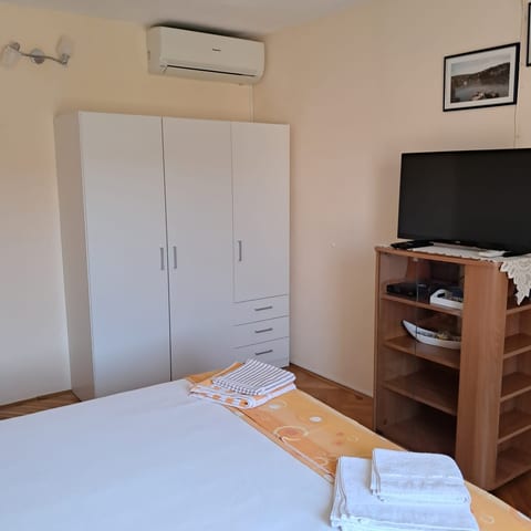 Apartments Kat - Unit 371932-13