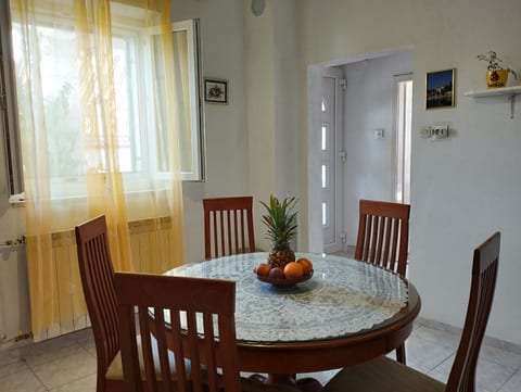 Apartments Kat - Unit 371933-13