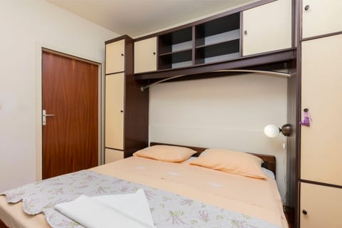 Apartment Iva - Unit 371968-13