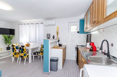 Apartment Tonka - Unit 371974-13
