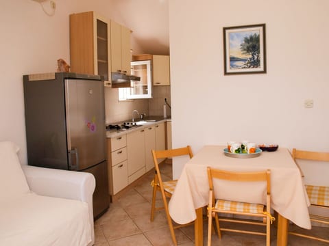 Apartment Jela - Unit 373012-13