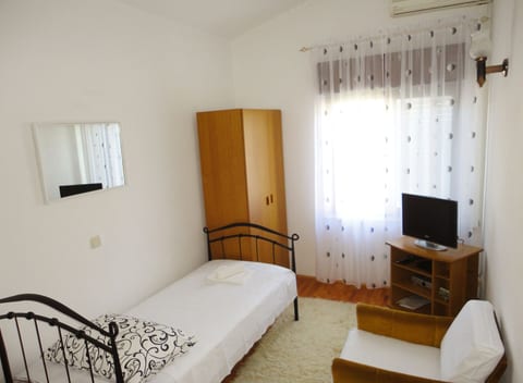 Apartments Božana - Unit 372001-13