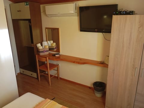 Apartments Ivo - Unit 372084-13