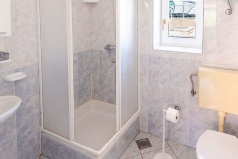 Apartment Luca - Unit 372095-13