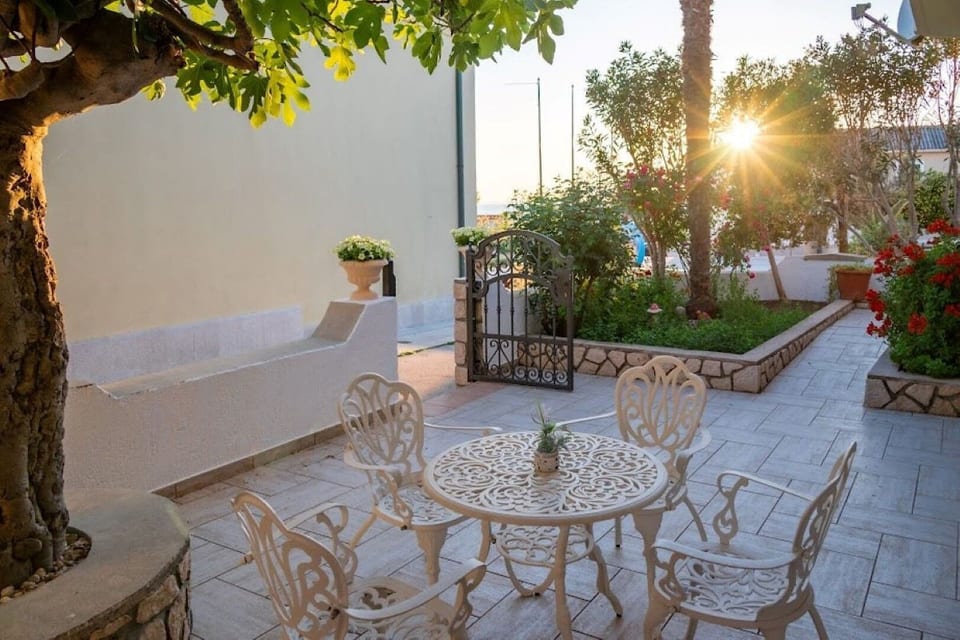Apartment Luca - Unit 373107-13