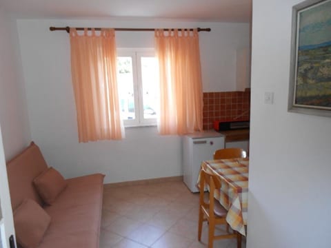 Apartments Kate - Unit 372100-13
