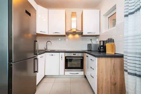 Apartments Dreamy - Unit 372105-13