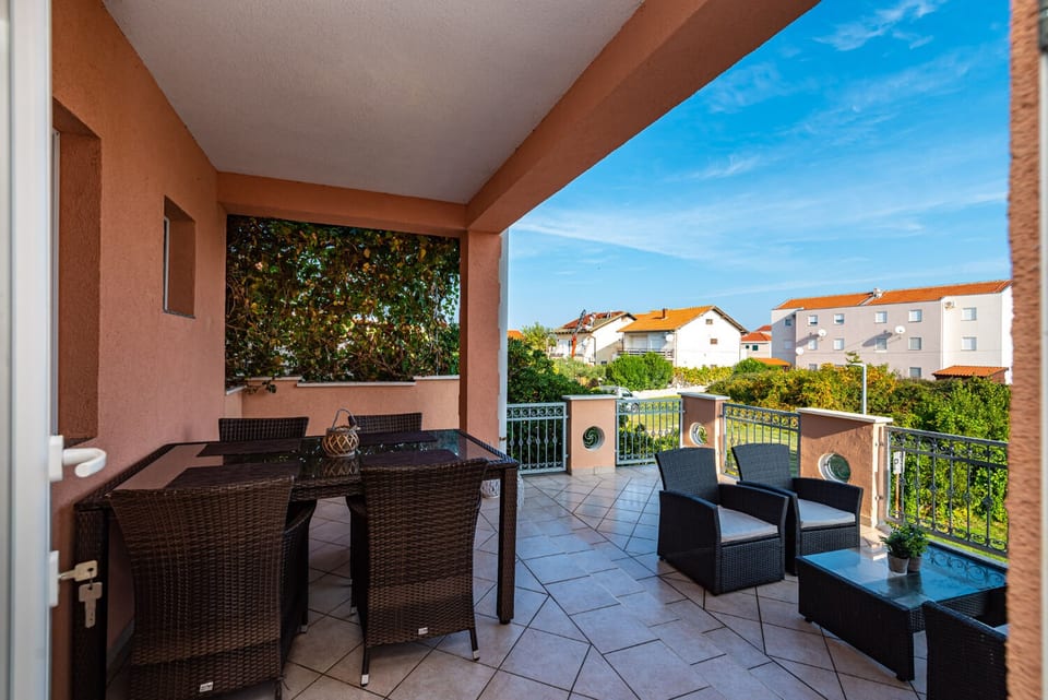 Apartments Dreamy - Unit 372105-13