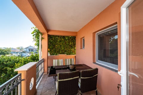 Apartments Dreamy - Unit 372106-13