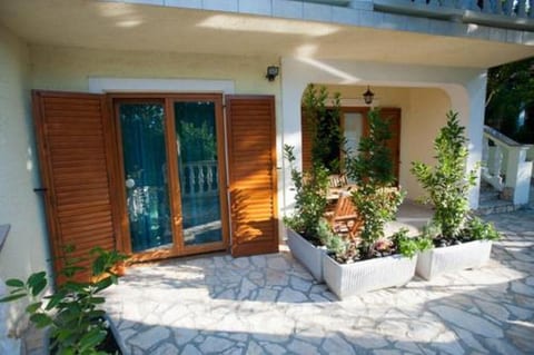 Apartments Luka - Unit 372107-13