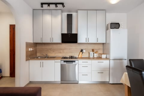 Apartment Uga - Unit 372113-13