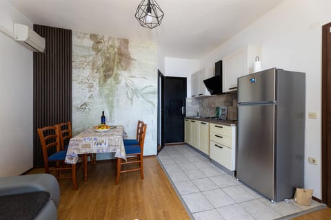 Apartments Šime - Unit 372123-13