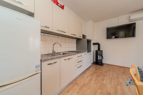 Apartments Mlađo - Unit 372143-13