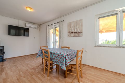 Apartments Mlađo - Unit 372143-13