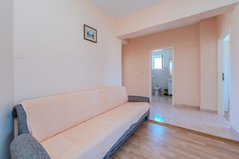 Apartments Mlađo - Unit 372144-13
