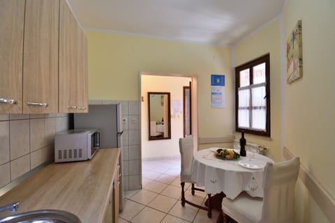 Apartments Mir - Unit 372157-13
