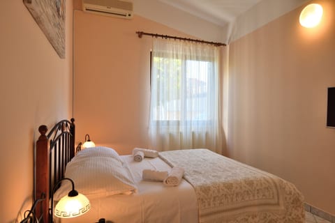 Apartments Mir - Unit 372157-13