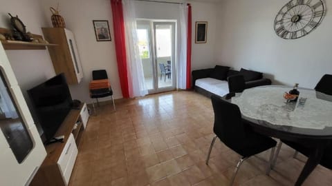 Apartment Anec - Unit 372161-13