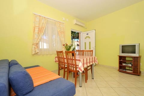 Apartments Sima - Unit 372167-13
