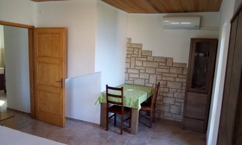 Apartment Griv - Unit 375073-13