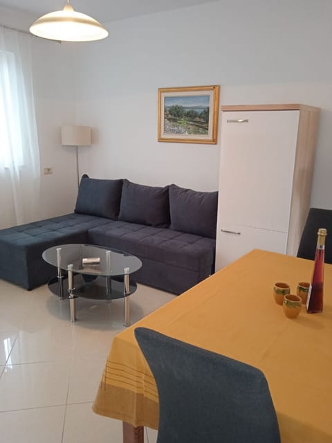 Apartment Griv - Unit 375236-13