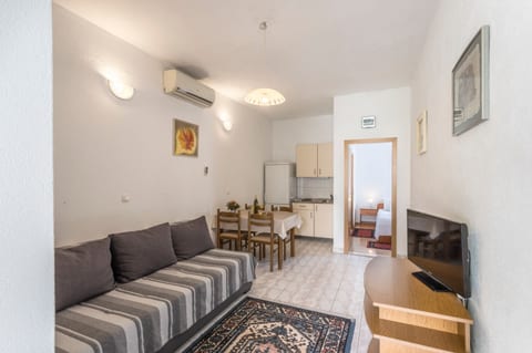 Apartments Vedra - Unit 372202-13