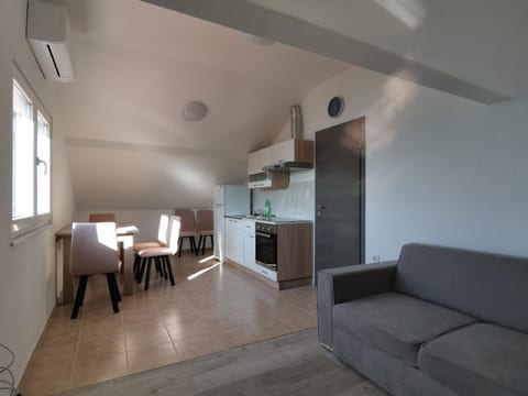 Apartment Igi - Unit 375561-13