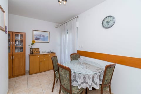 Apartment Ivica - Unit 373381-13