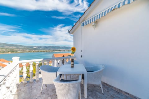 Apartment Ivica - Unit 373381-13