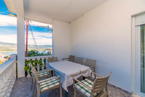 Apartment Ivica - Unit 372215-13