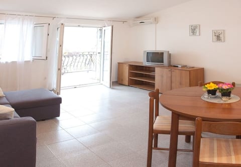 Apartments Filip - Unit 372229-13