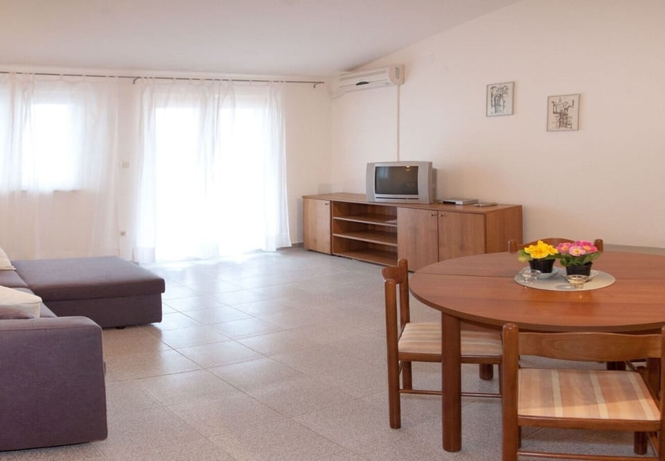 Apartments Filip - Unit 372229-13