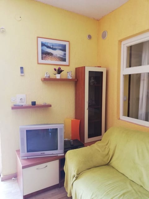 Apartments Pool - Unit 372242-13