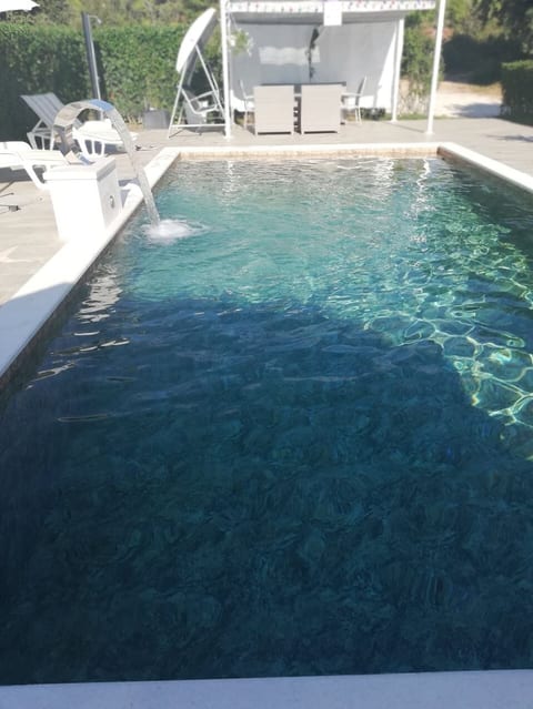 Apartments Pool - Unit 372244-13