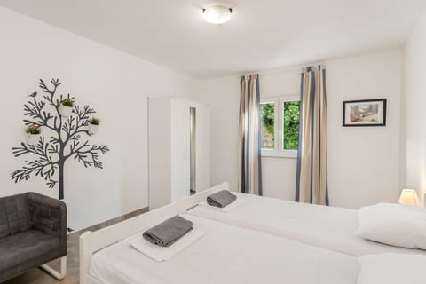 Apartment Petar - Unit 375355-13