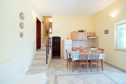 Apartment Orange - Unit 372299-13